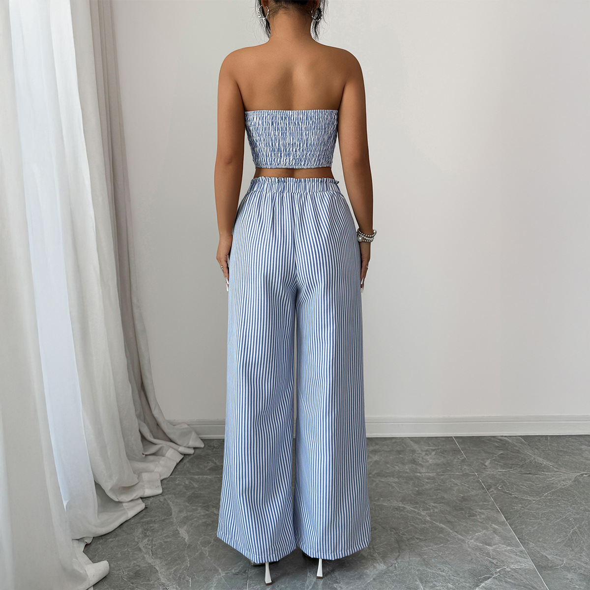 Elegant Design Striped Buttone - огляд і ціна Summer Clothing Italy
